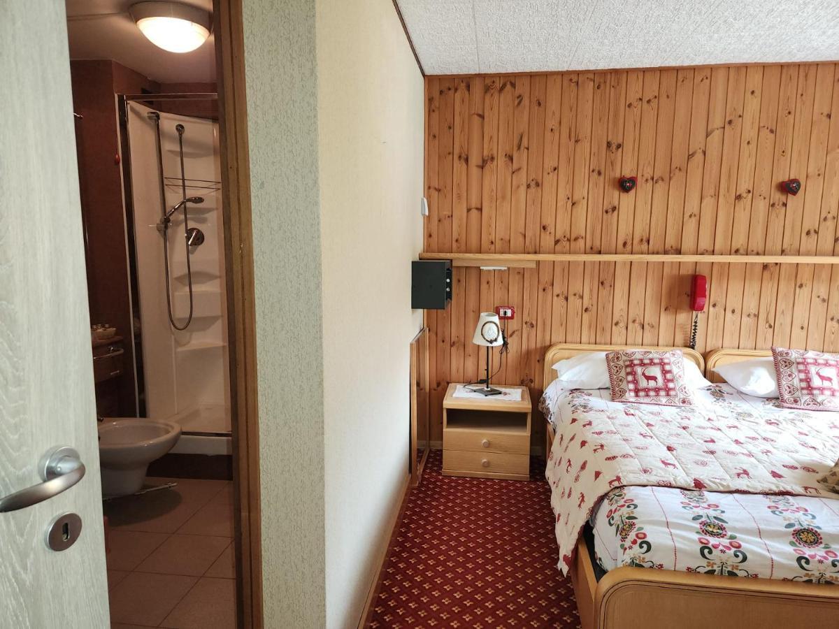 Apartments Suites Lac Bleu Breuil-Cervinia Exterior photo