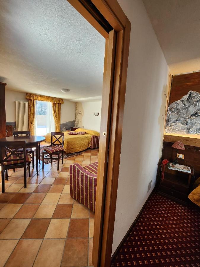 Apartments Suites Lac Bleu Breuil-Cervinia Exterior photo
